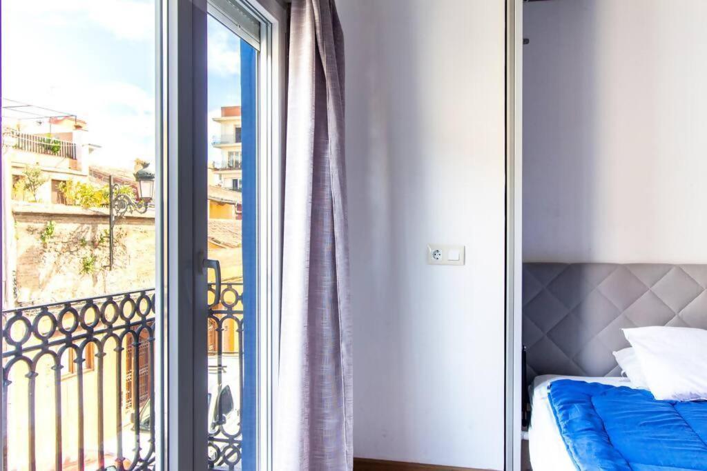 Apartamento Con Terraza Privada Cerca De La Playa Valencia Kültér fotó